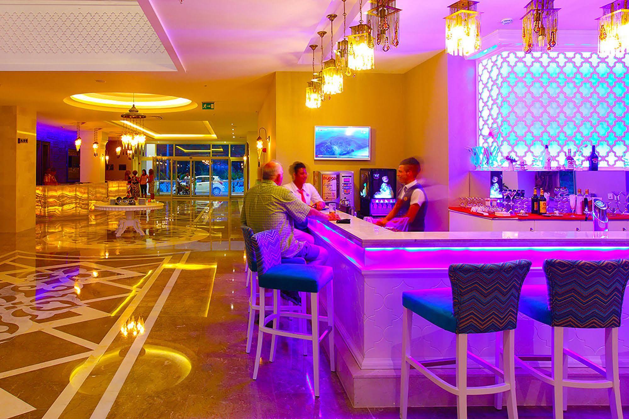Diamond Elite Hotel & Spa - Adults Only ซีเด ภายนอก รูปภาพ